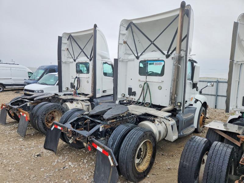 2018 Peterbilt 579 Semi Truck