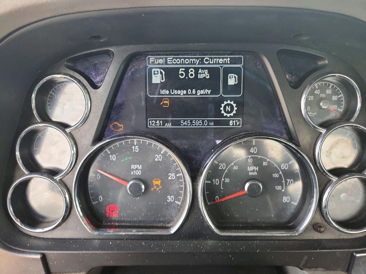 2017 Peterbilt 579 ROLL-OFF Container Truck