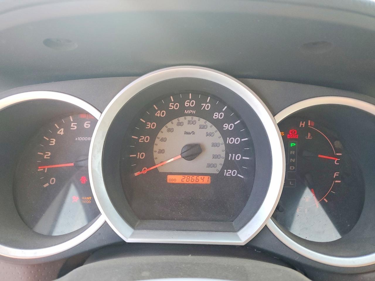 2005 Toyota Tacoma Prerunner V6