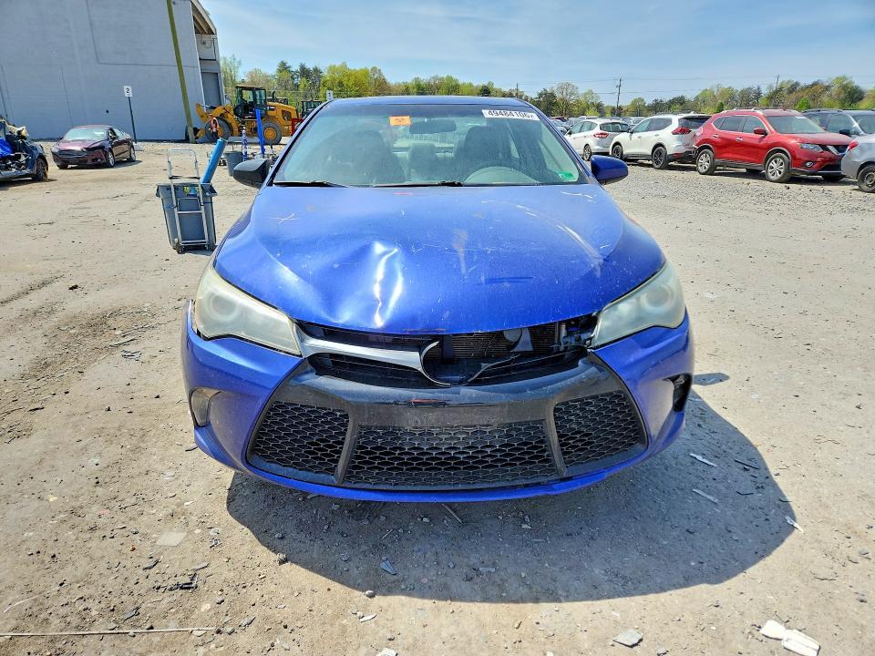 2015 Toyota Camry xse