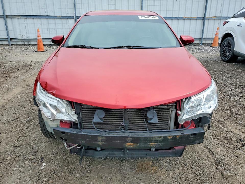 2014 Toyota Camry le