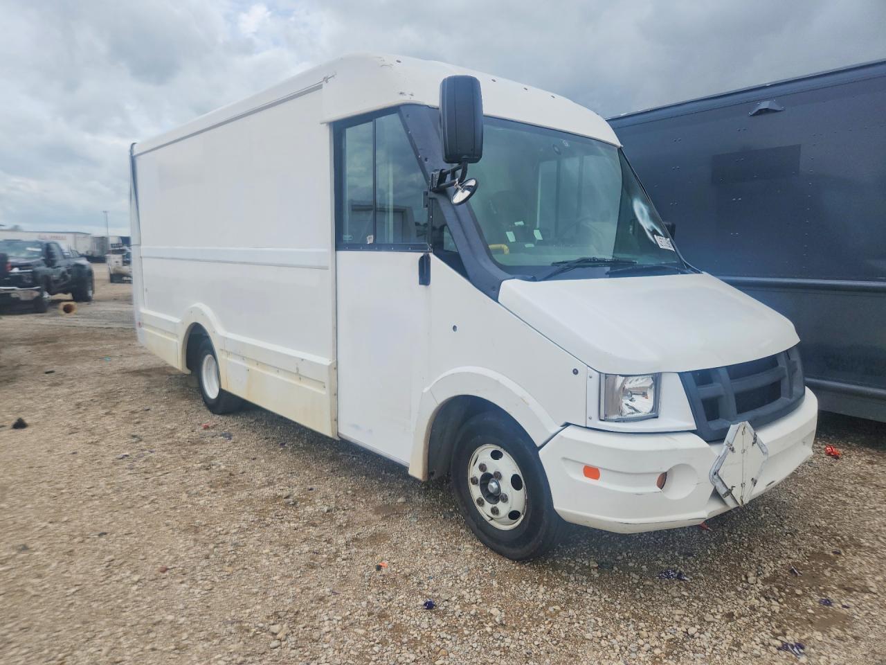 2013 Isuzu NPR HD Delivery Van
