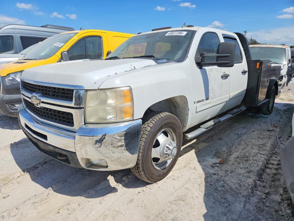 2008 Chev Rolet Silverado Flatbed Truck