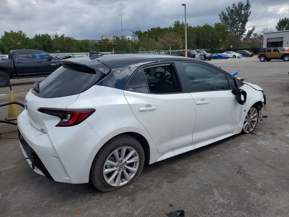 2026 Toyota Corolla Hatchback se