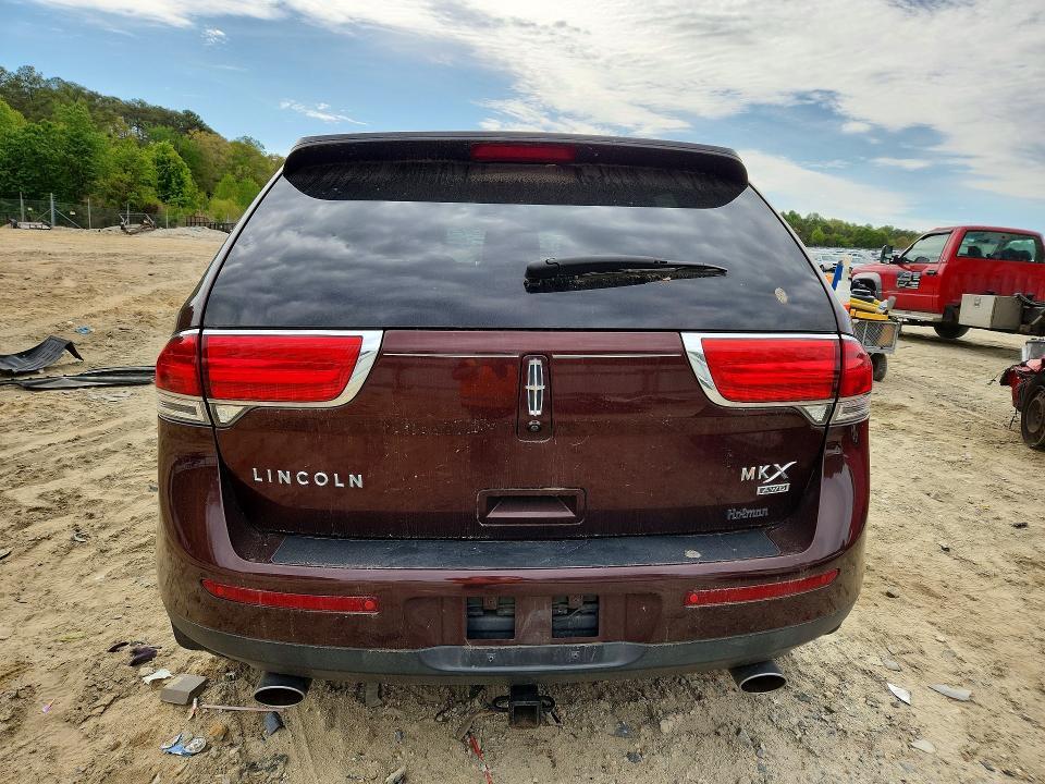 2012 Lincoln Townhouse MKX