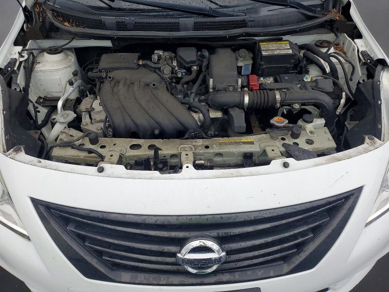 2013 Nissan Versa 1.6 s