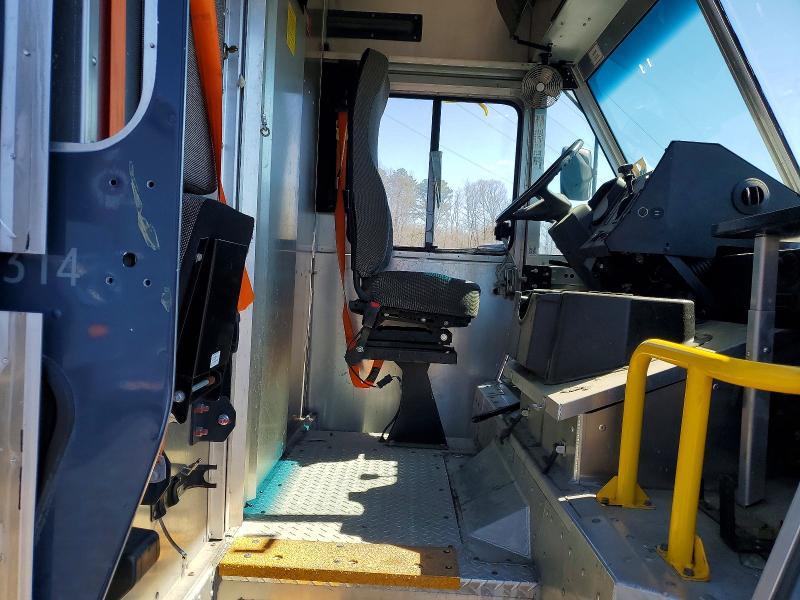 2021 Freightliner Chassis M Line WALK-IN Van