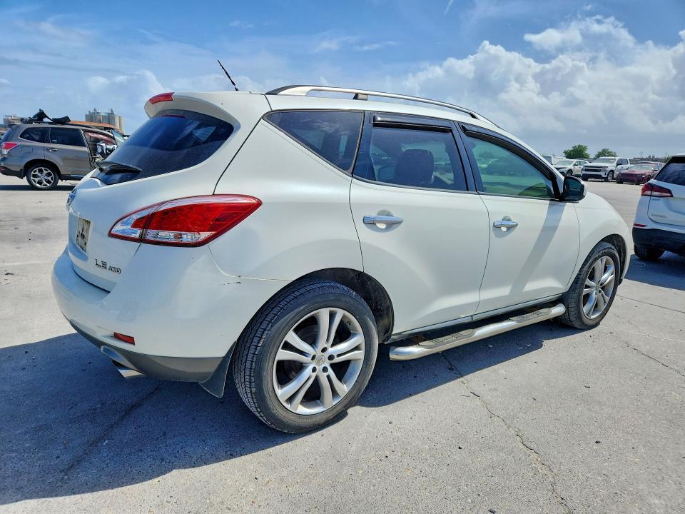 2012 Nissan Murano s