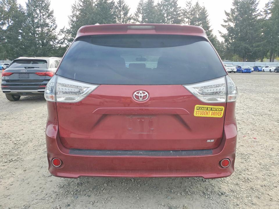 2014 Toyota Sienna Sport