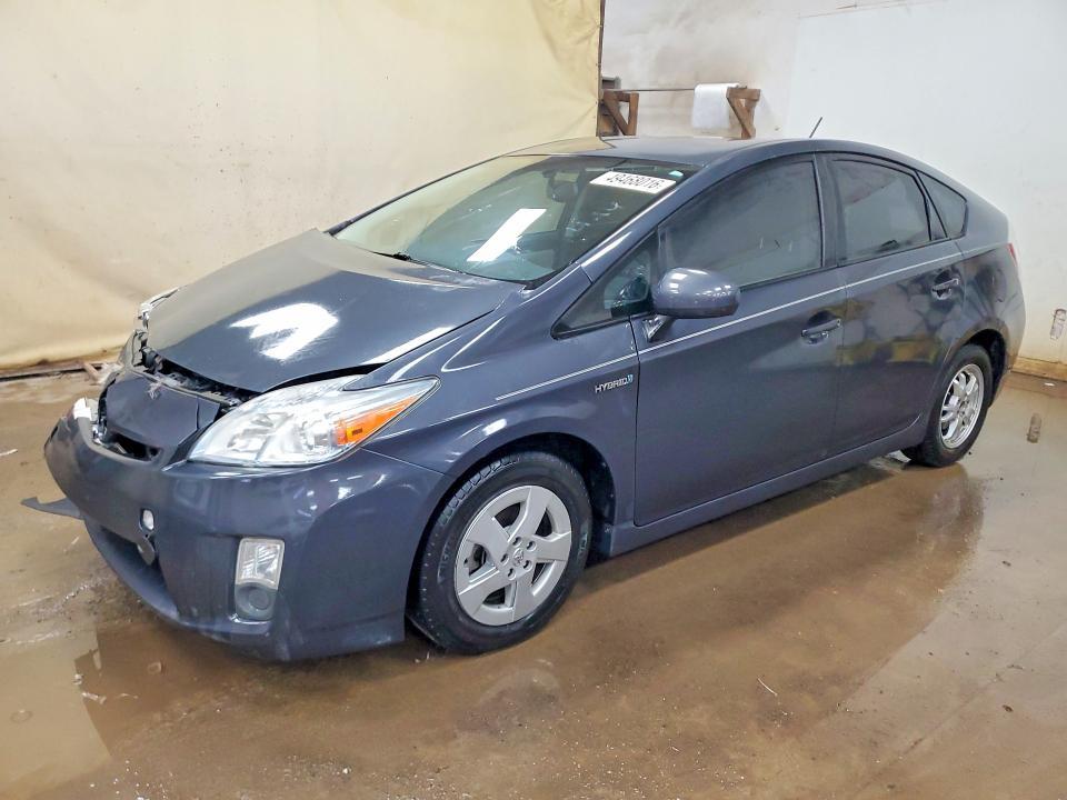 2010 Toyota Prius iii