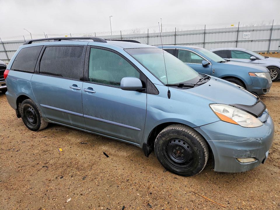 2007 Toyota Sienna ce 7-passenger