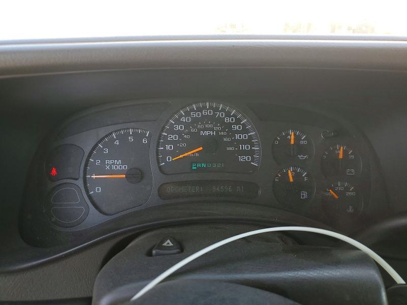 2004 Chevrolet Suburban C1500