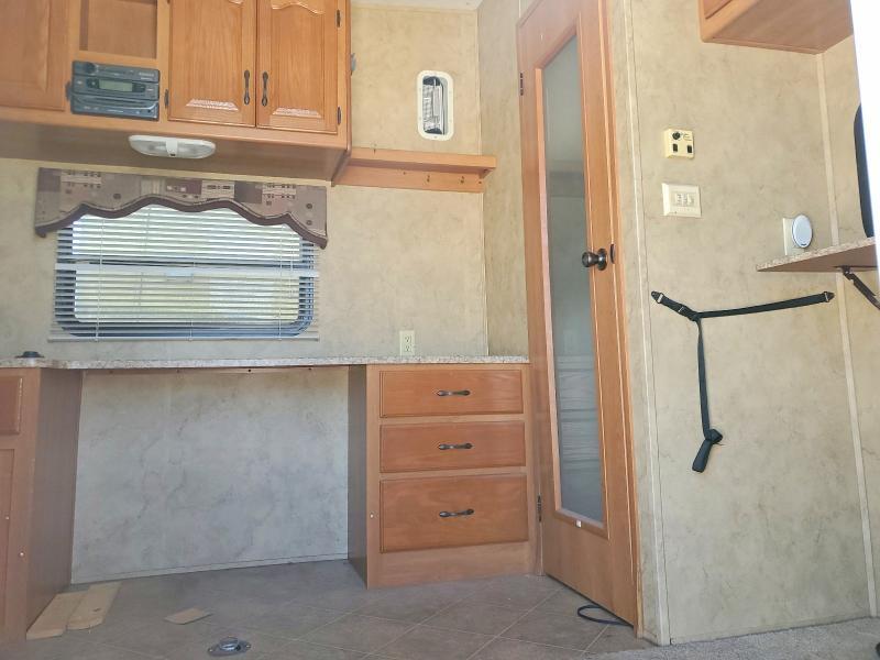 2008 Keystone Montana Camper