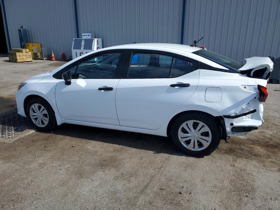2025 Nissan Versa s
