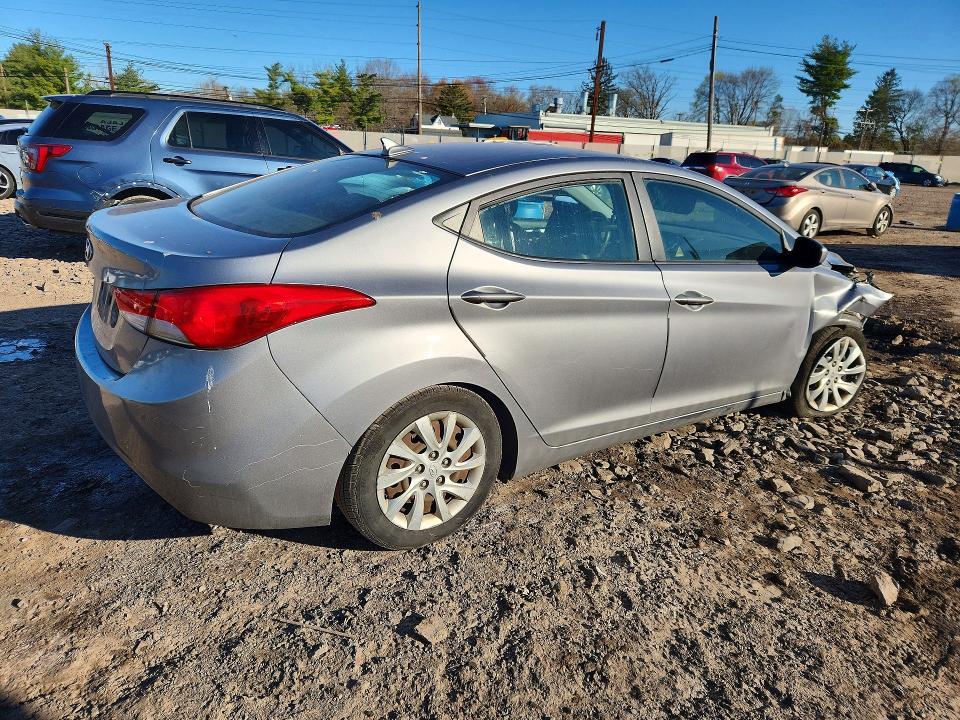 2012 Hyundai Elantra gls