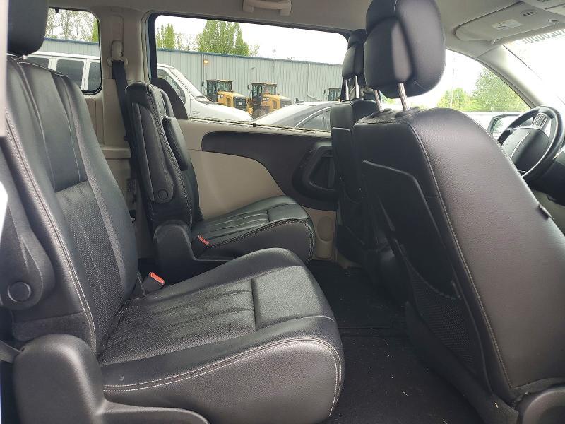 2012 Chrysler Town & Country Touring l
