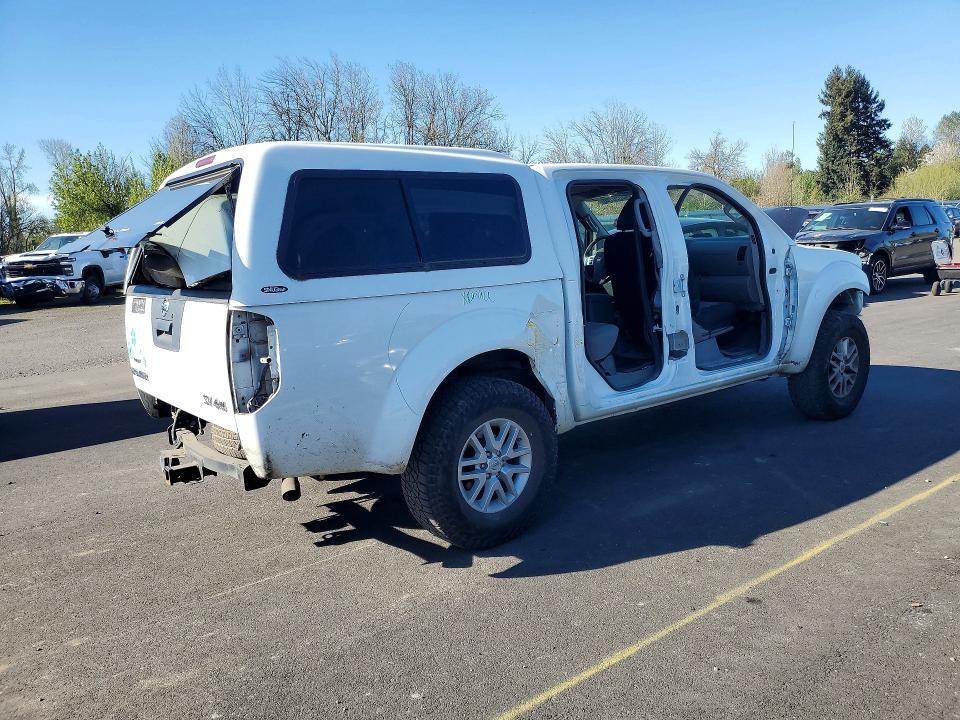 2016 Nissan Frontier SV