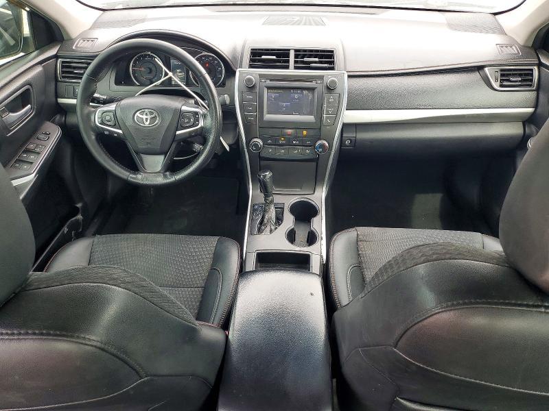 2015 Toyota Camry se