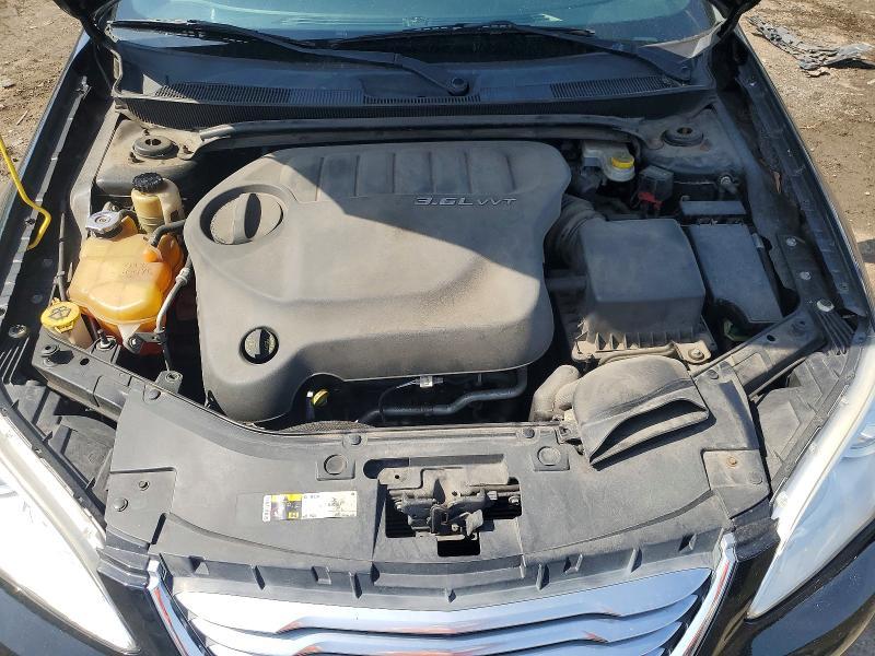 2014 Chrysler 200 Limited