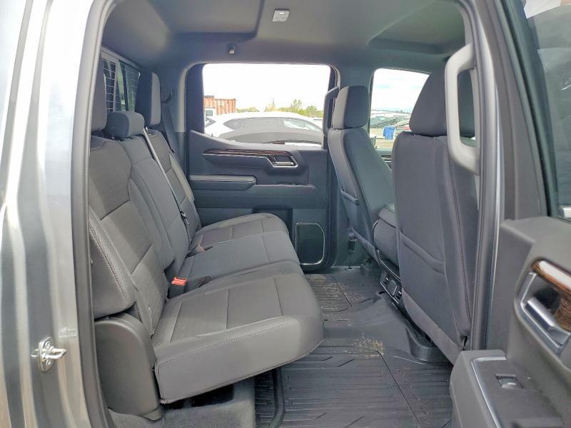 2026 GMC Sierra K1500 SLE