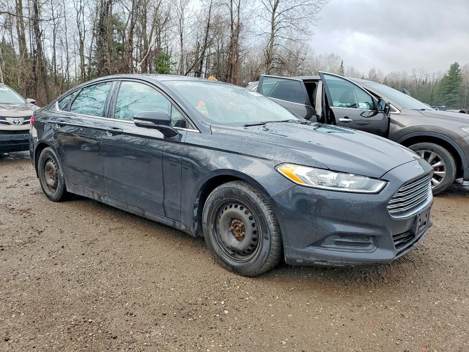 2015 Ford Fusion se