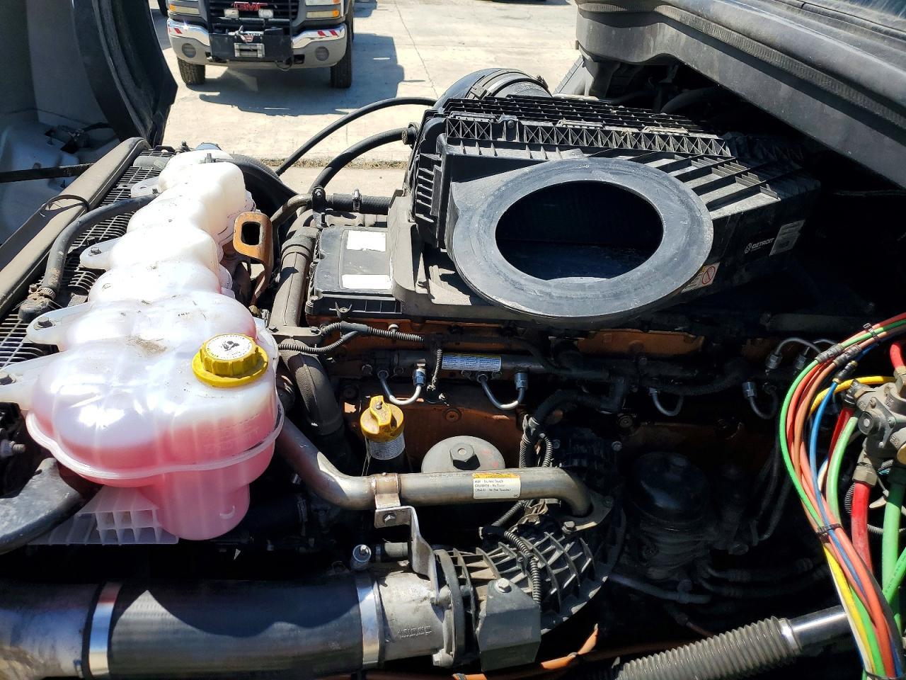 2019 Freightliner Cascadia 126