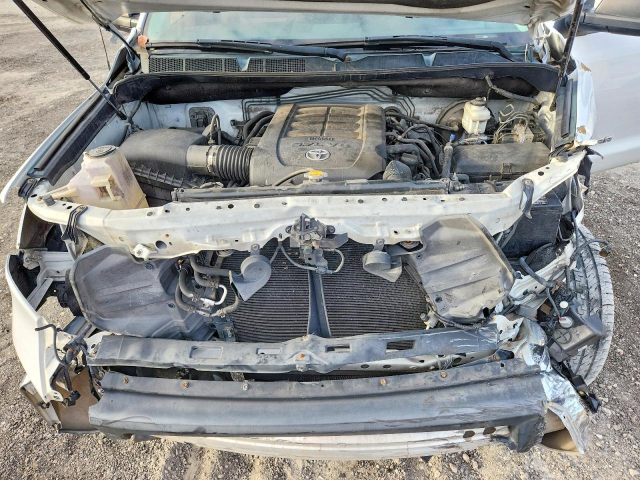 2014 Toyota Tundra SR5