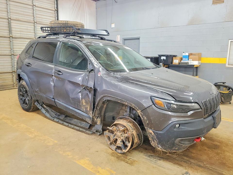 2020 Jeep Cherokee Trailhawk