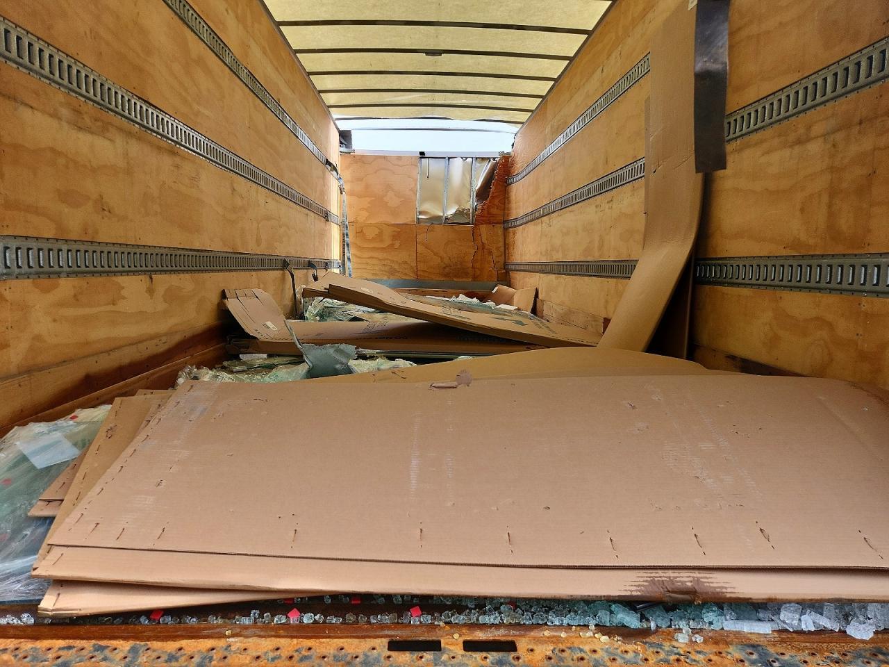 2022 Freigliner 2022 Freightliner Business Class M2 BOX Truck