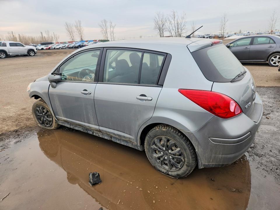 2009 Nissan Versa 1.8 s