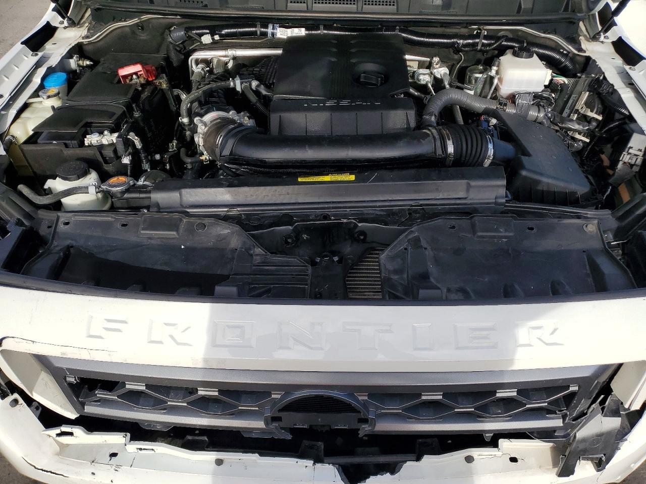 2024 Nissan Frontier SV