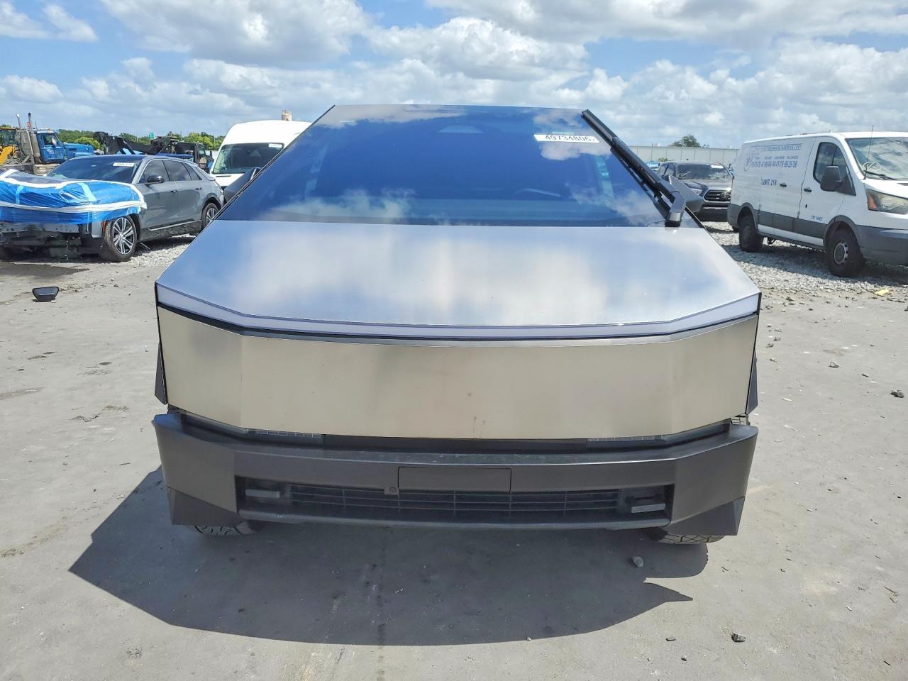 2024 Tesla Cybertruck