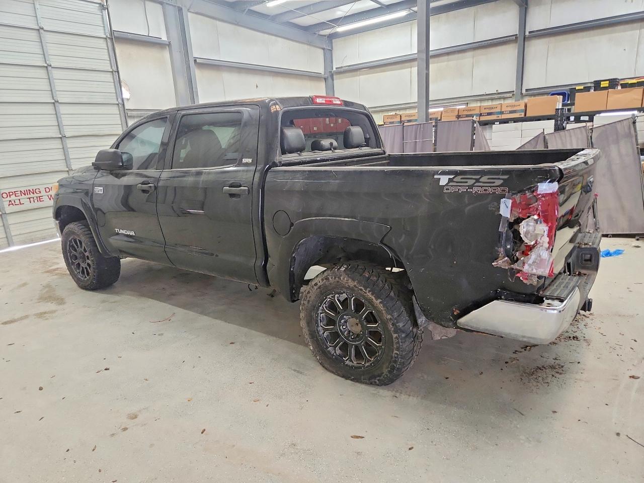 2015 Toyota Tundra SR5