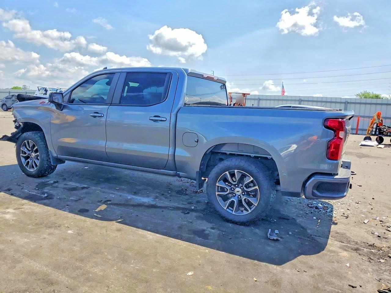 2020 Chevrolet Silverado K1500 RST
