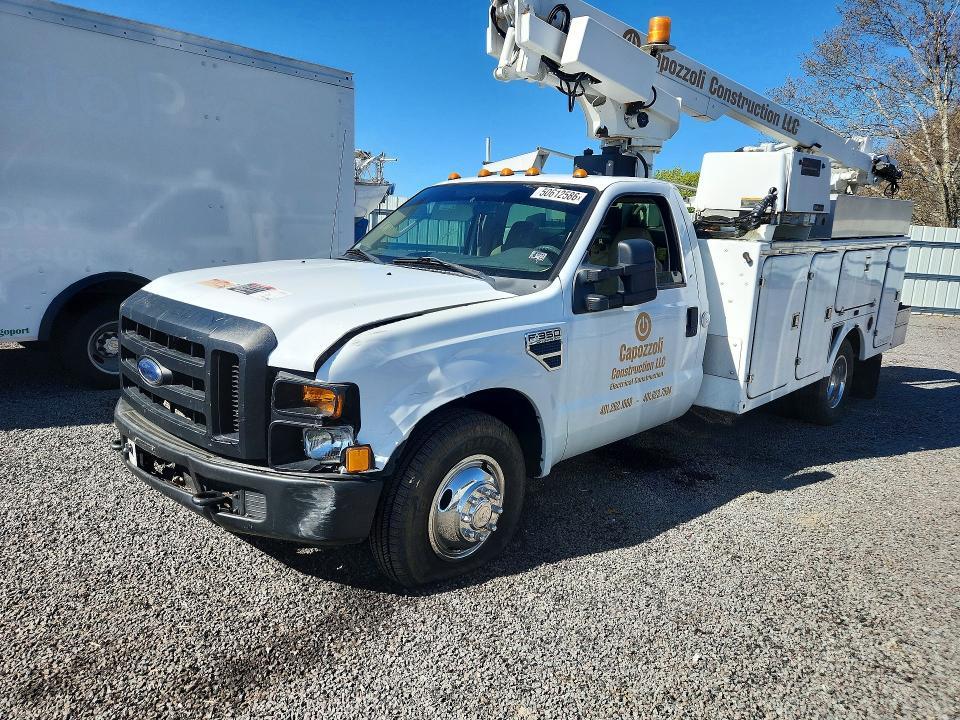 2008 Ford F350 Super Duty Bucket Truck