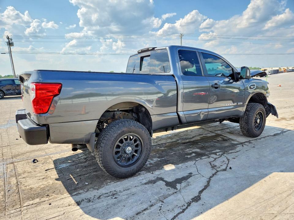 2018 Nissan Titan XD S