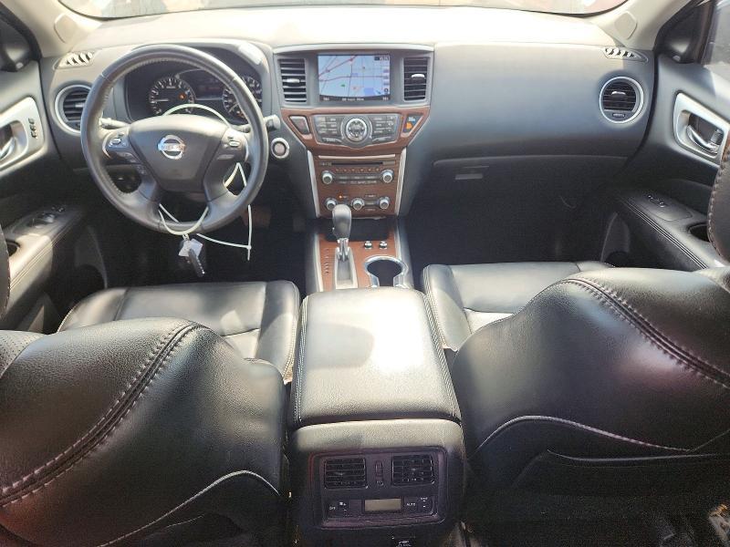 2017 Nissan Pathfinder Platinum