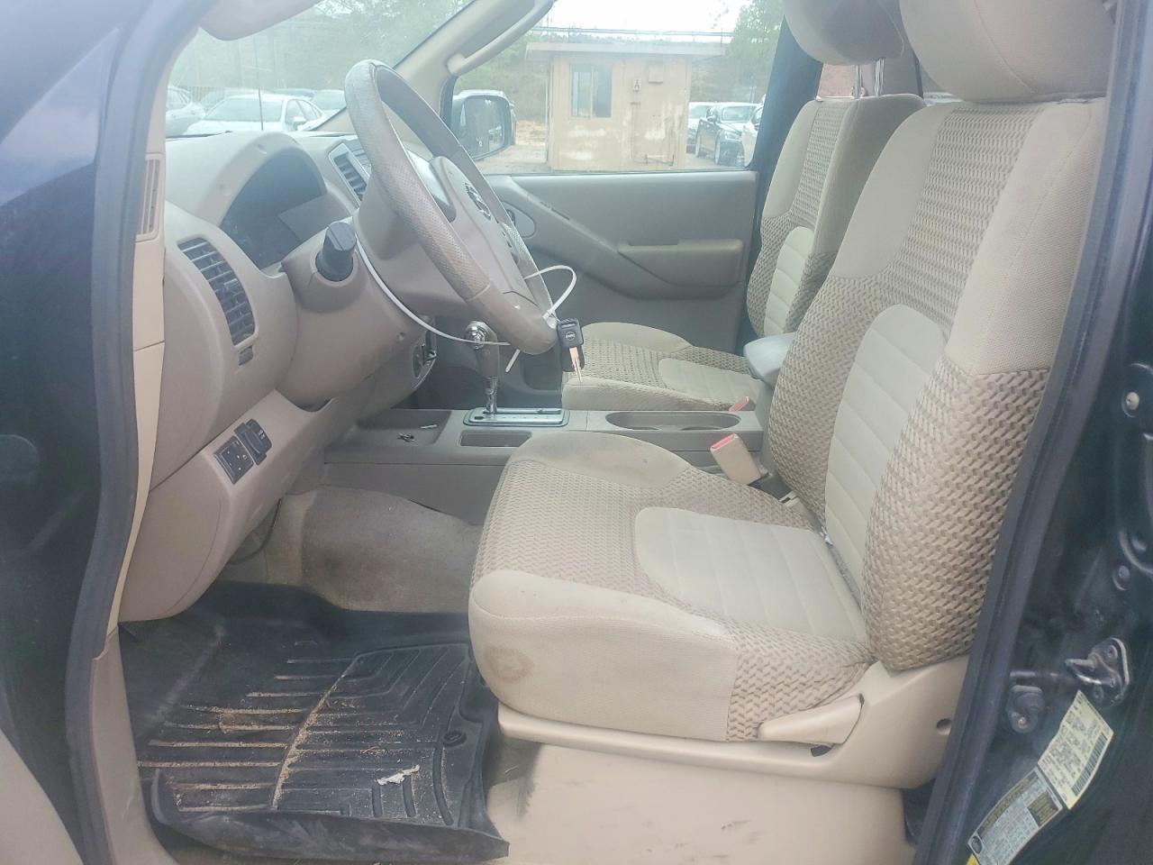 2011 Nissan Frontier SV V6