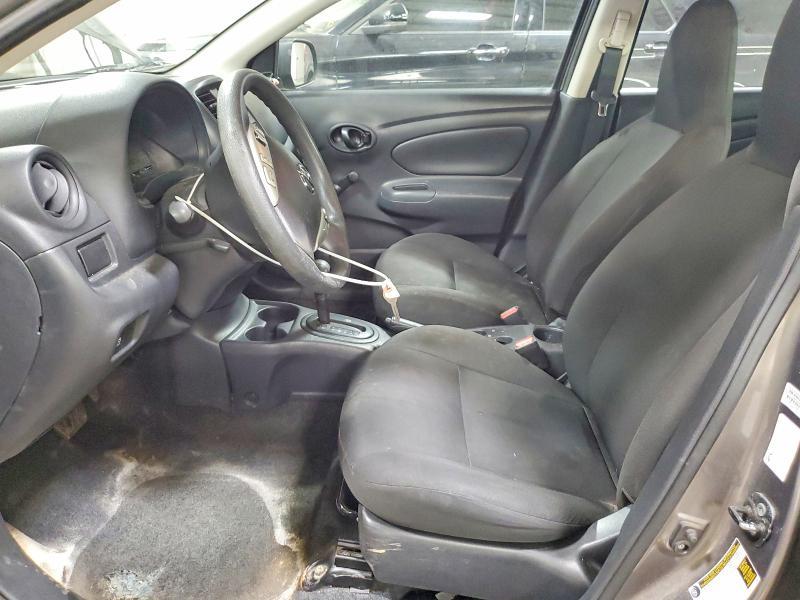 2015 Nissan Versa 1.6 s Plus