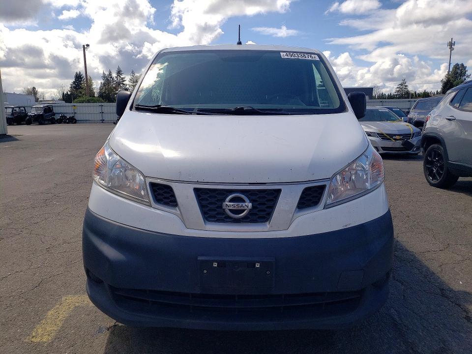 2015 Nissan NV200 S