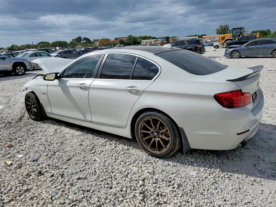 2012 BMW 535 i