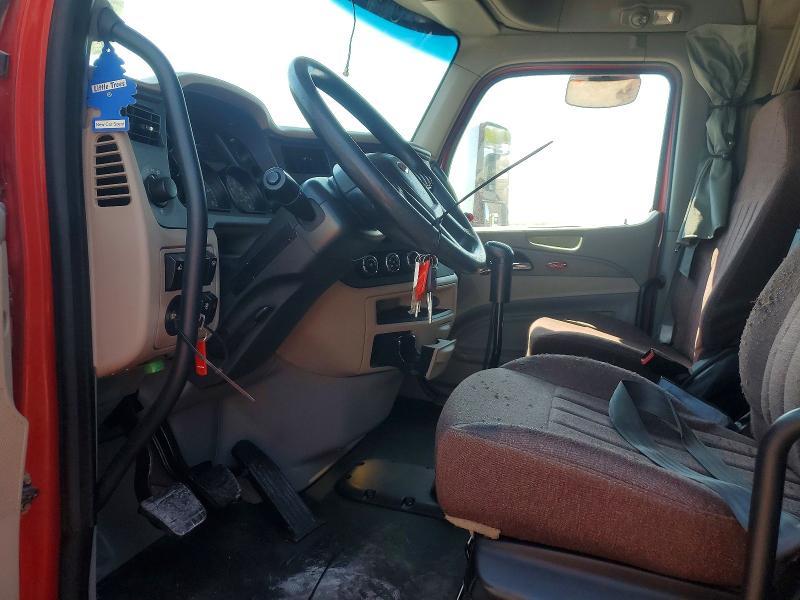 2019 Peterbilt 579 Semi Truck