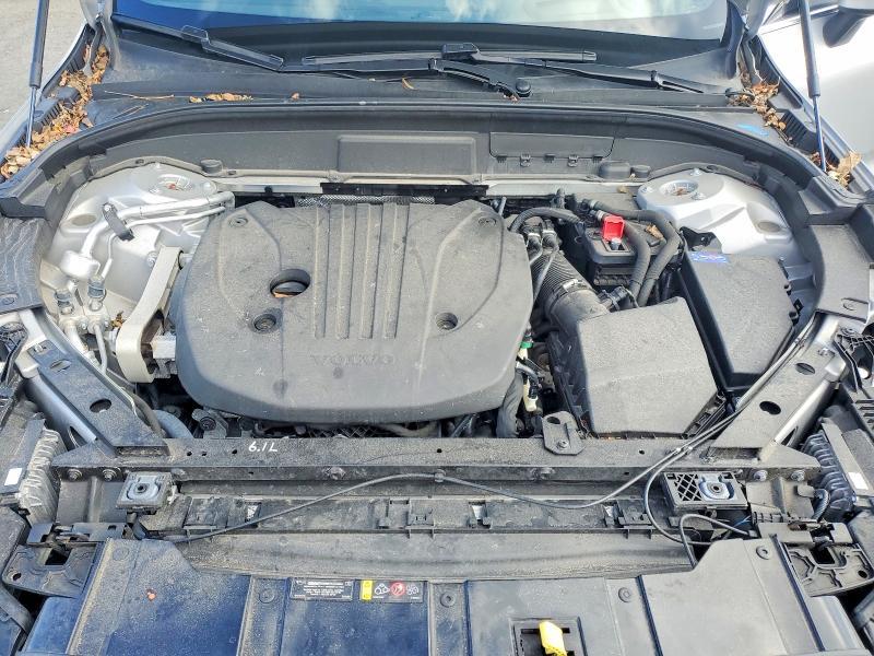 2022 Volvo Xc60 B5 Momentum