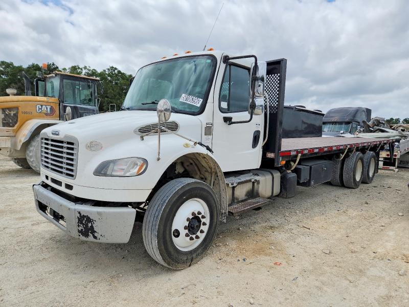 2017 Freigliner 2017 Freightliner Business Class M2 Flatbed Truck