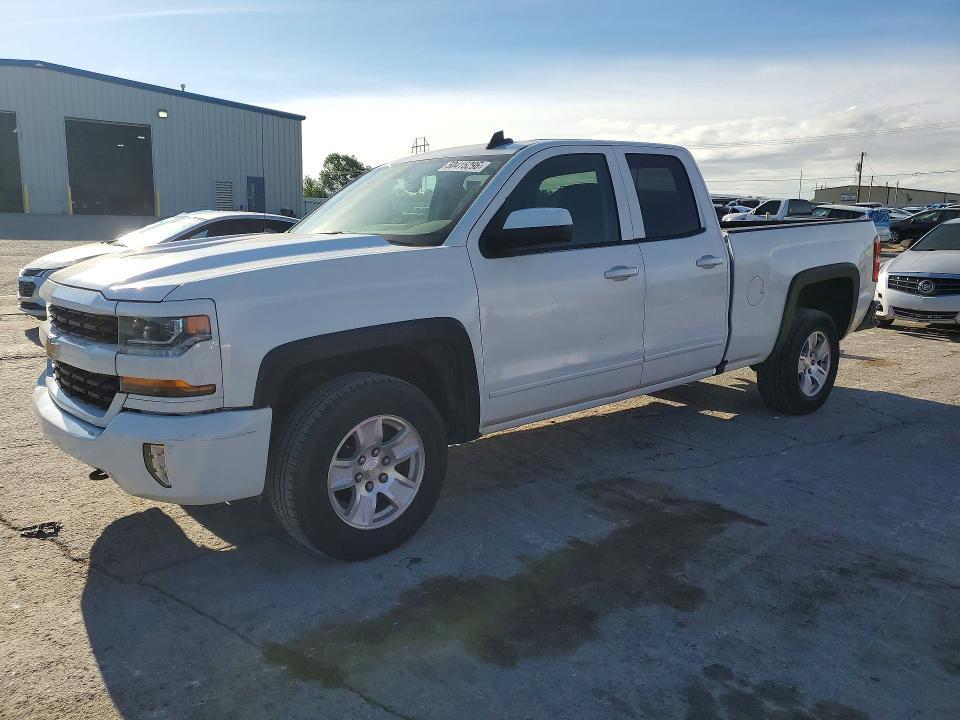 2017 Chevrolet Silverado K1500 lt