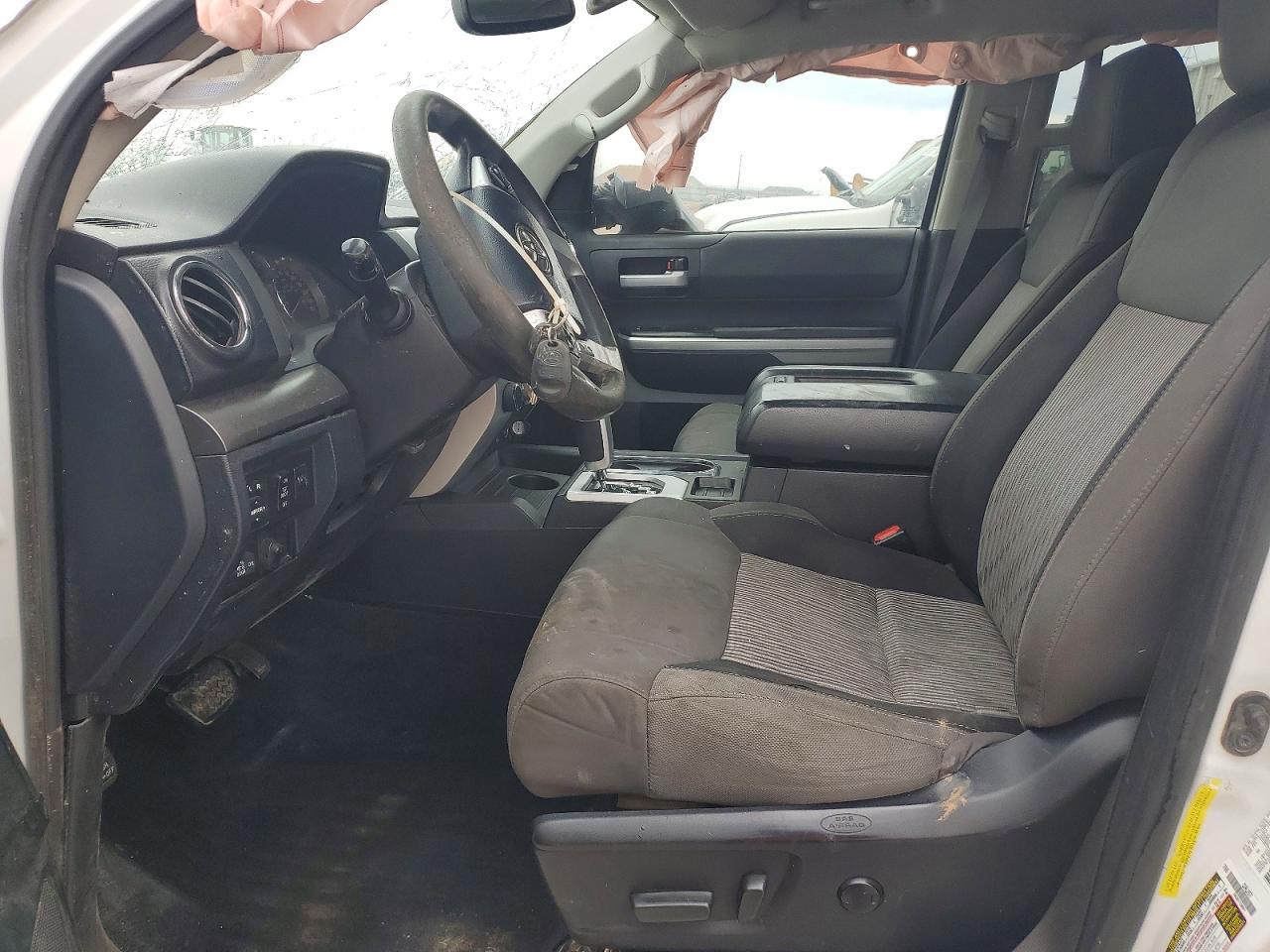 2017 Toyota Tundra SR5