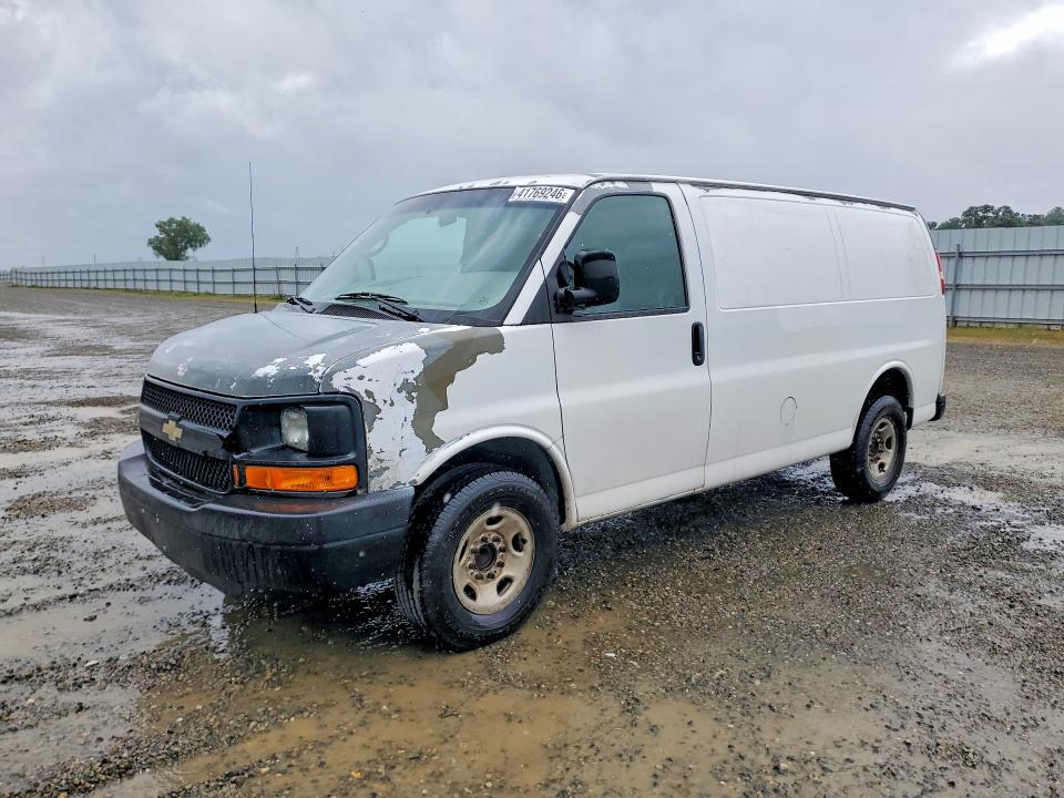 2010 Chevrolet Express G2500 LS