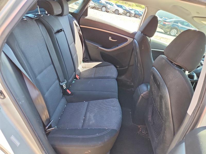 2017 Hyundai Elantra gt Base
