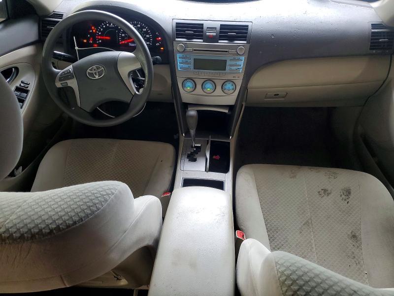 2009 Toyota Camry le