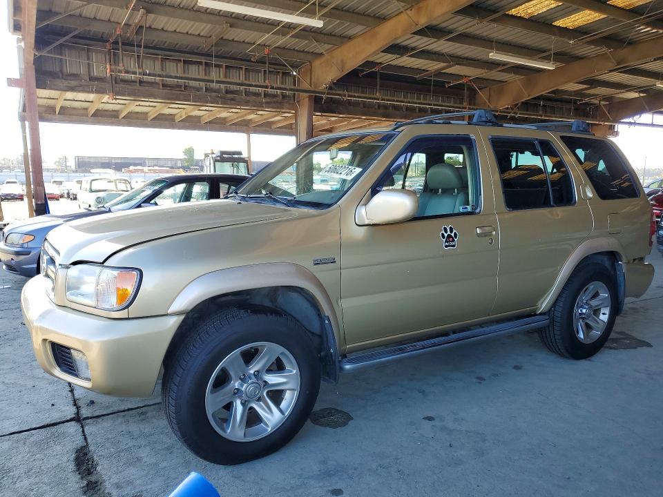 2004 Nissan Pathfinder se